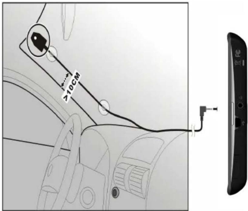 MEDION GoPal E5255 M40 (MD 97676) - Raccorder une antenne FM (en option) - 1
