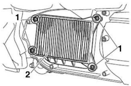 YAMAHA Majesty400 (2006) - REGELMÄSSIGE WARTUNG UND KLEINERE REPARATUREN - 1