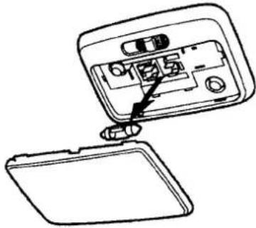 Honda CR-V (1999) - Replacing Ceiling/Cargo Area Lights and Spotlight Bulbs - 1