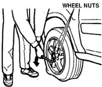 Honda CR-V (1999) - Changing a Flat Tire - 3