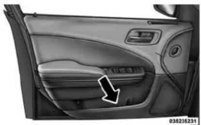 Chrysler 300 (2014) - Rangementdeportes - 1