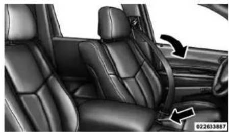 DODGE Durango (2014) - Moded'emploielaceintureàtrois pointsd'ancrage - 1