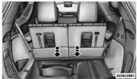 DODGE Durango (2014) - Installationd'unensemblederetenue pourenfantsàl'aidedel'ancrage d'attachesupérieure - 2