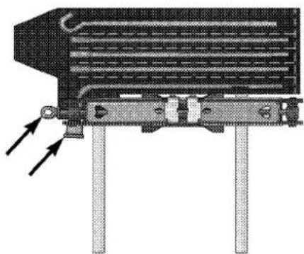 Technical diagram of a mechanical component with mounting feet and internal channels (no text or symbols)
