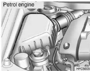 HYUNDAI Matrix (2007) - AIR CLEANER ELEMENT REPLACEMENT - 1