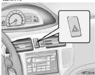 HYUNDAI Matrix (2006) - SIGNAL DE DETRESSE - 1
