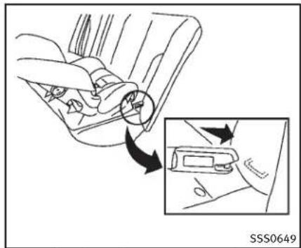 INFINITI Q60 Coupe (2014) - INSTALLATIOND'UNDISPOSITIFDE RETENUEPOURENFANTSORIENTÉ VERSL'ARRIÈREAVECSYSTÈME LATCH - 2