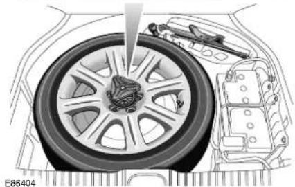 JAGUAR XJ (2000) - Wheel Changing - 3