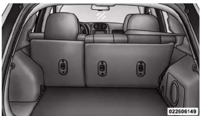 JEEP Compass (2013) - Second Row Center Lap/Shoulder Belt Operating Instructions - 2