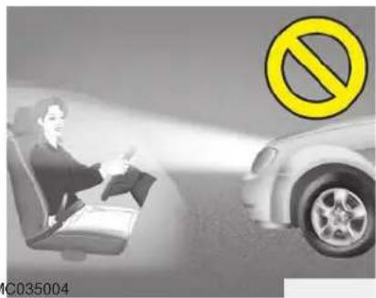 KIA Forte5 (2014) - WARNING - Sudden vehicle movement - 2