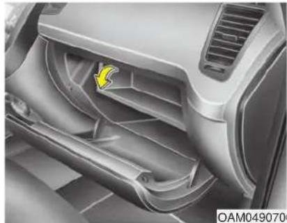 KIA Soul (2013) - Rangement dans la console centrale - 1