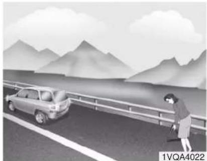 KIA Soul (2012) - Removing and storing the spare tire - 1