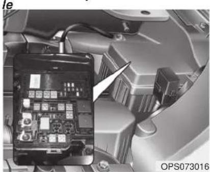 KIA Soul (2014) - Remplacement d'un fusible dans le compartiment-moteur - 1
