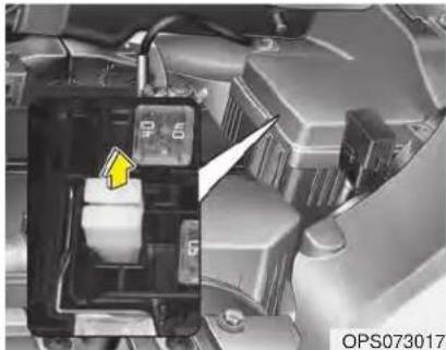 KIA Soul (2014) - Remplacer un fusible sur le panneau intérieur - 2