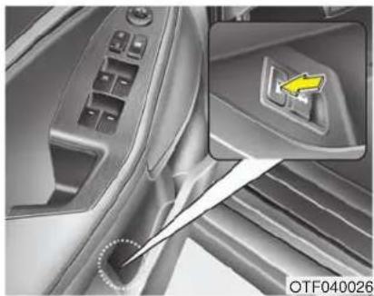KIA Optima Hybrid (2012) - VOLET DU RÉSERVOIR DE CARBURANT - 1