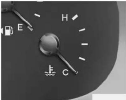 KIA Sedona (2012) - ATTENTION - 1