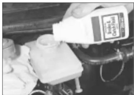 Rover 827 (1997) - Brake fluid - 1