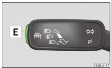 SKODA Octavia (2013) - ! AVERTISSEMENT - 1