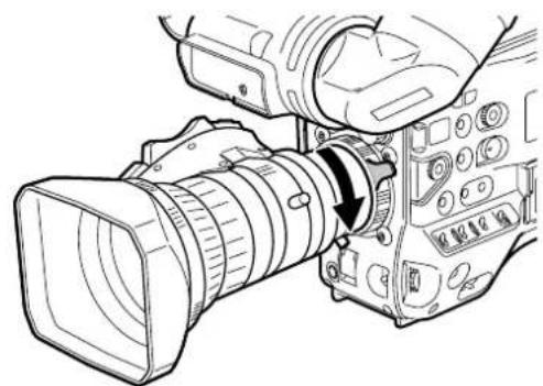 PANASONIC AG-HPX300P - Mounting the Lens - 3