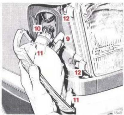 Mercedes-Benz 300 CE (1988) - Replacing Bulbs: - 1