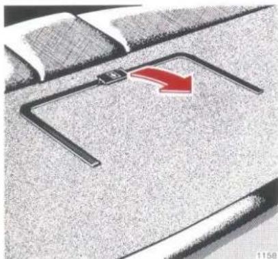 Mercedes-Benz 300 CE (1988) - Fluid Level in Automatic Transmission - 2