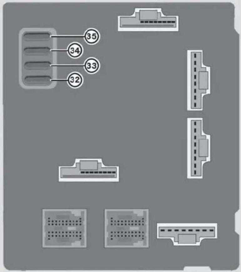 SMART Fortwo electric drive (2014) - Remplacement des fusibles - 3