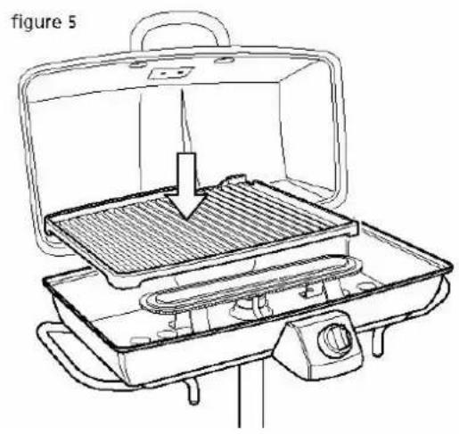 Line drawing of a portable electric stove with a grating and open lid (no text or symbols)