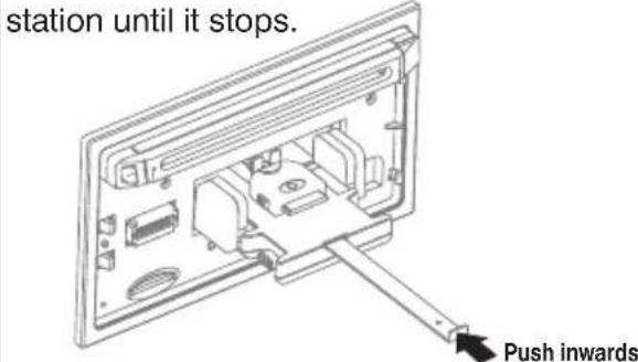 BOSS 865DBI - REMOVE iPod FROM THE BUILT-IN iPod DOCKING - 4