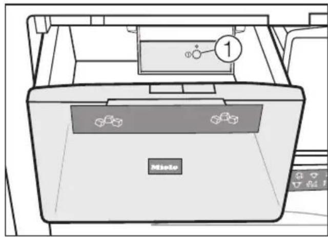 MIELE KFN 9755 iDE - Cleaning the ice cube tray - 1