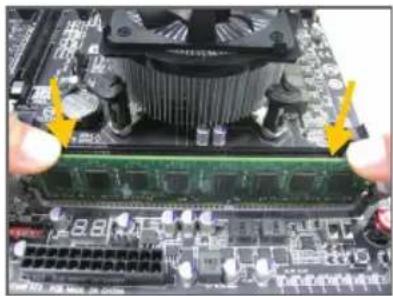 GIGABYTE GA-Z97X-UD5H - 1-4-2 Installation d'une mémoire - 3