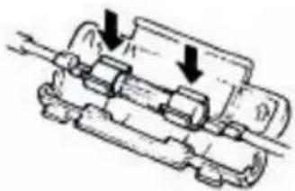 SYM Jet 4 - CHECKING AND CHANGING FUSES - 2