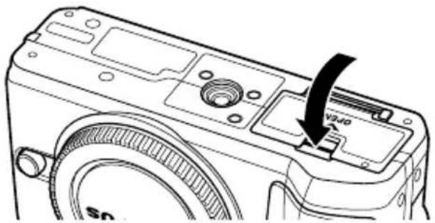 OLYMPUS PEN E-PL2 - Closing the battery/card compartment cover. - 1