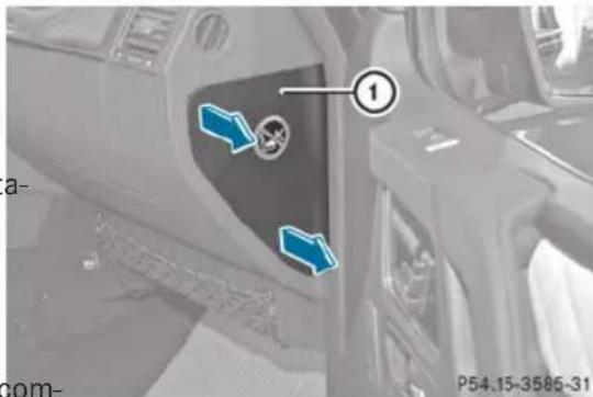 Mercedes-Benz G-Class (2014) - Avant le remplacement des fusibles - 1