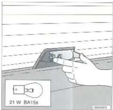 21 W BA15s