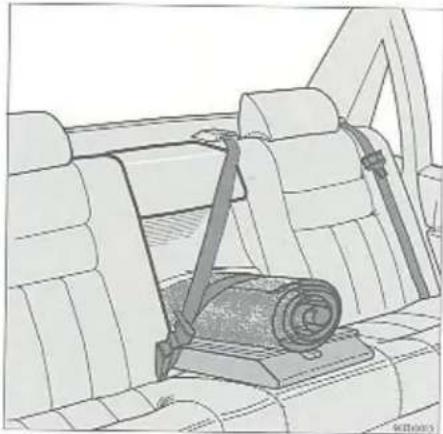 VOLVO 940 (1997) - Boot hatch - 1
