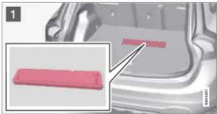 VOLVO V60 (2011) - Triangle de présignalisation et trousse de premier secours\* - 1