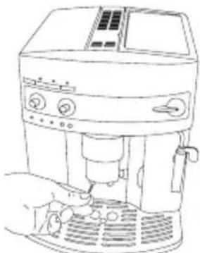 DELONGHI Magnifica ESAM 3200.S EX1 - Cleaning the Milk Frother: - 1