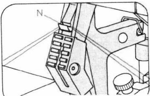 PFAFF 125 - Controllo della tensione del filo: - 2