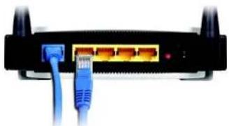 LINKSYS WRT150N - Het bovenpaneel - 5