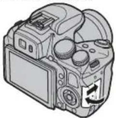 FUJIFILM Finepix HS33EXR - Fermez le cache-fente pour la carte mémoire. - 1