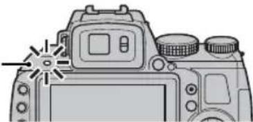 FUJIFILM Finepix HS33EXR - Le témoin lumineux - 1