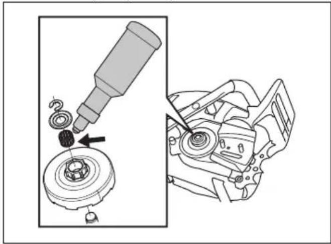 HUSQVARNA 365 X-Torq - Para lubricar el cojinete de agujas - 2