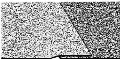 Motif abstrait en noir et blanc avec des points et une ligne diagonale (sans texte ni symboles).