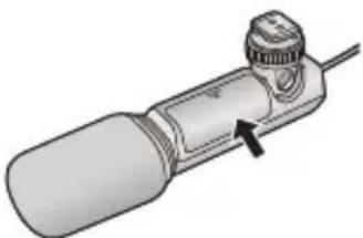 PANASONIC HDC-MDH1 - Inserting a battery - 3
