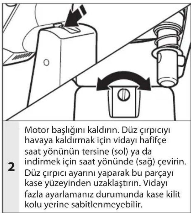 2 Motor başlığını kaldırın. Düz çırpıcıyı havaya kaldırmak için vidayı hafifçe saat yönünün tersine (sol) ya da indirmek için saat yönünde (sağ) çevirin. Düz çırpıcı ayarını yaparak bu parçayı kase yüzeyinden uzaklaştırın. Vidayı fazla ayarlamanız durumunda kase kilit kolu yerine sabitlenmeyebilir.