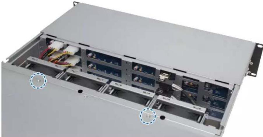SYNOLOGY RackStation RS3614xs+ - Installer un module de RAM - 3