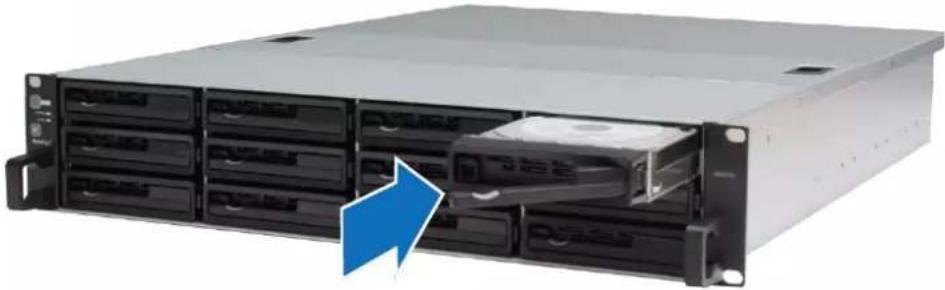 SYNOLOGY RackStation RS3614xs+ - Installation des disques - 4