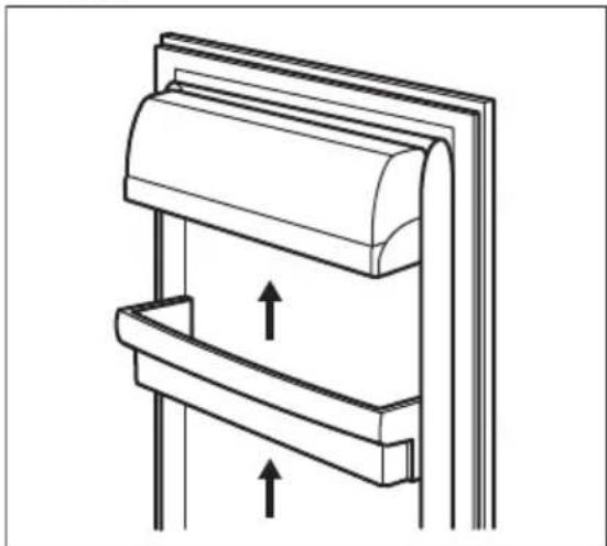 AEG S53220CSW2 - Positioning the door shelves - 1