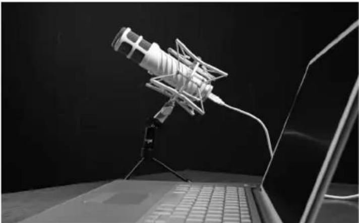 RODE Podcaster - Positioning your Podcaster - 1