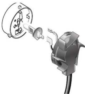 Aston Martin V12 Vanquish (2003) - Headlight Main and Dipped Beam Bulb Replacement - 1